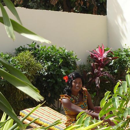 Kotu Island Lodge Buitenkant foto