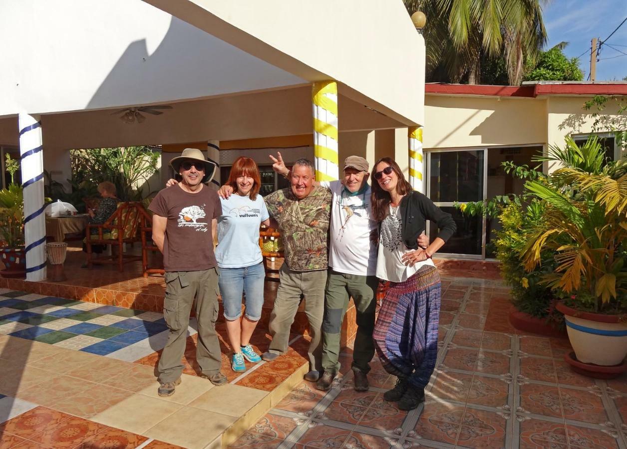 Kotu Island Lodge Buitenkant foto